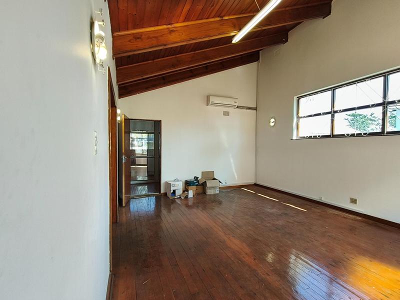 To Let Commercial Property for Rent in Mthata Eastern Cape